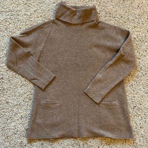 Ellen Tracy wool sweater